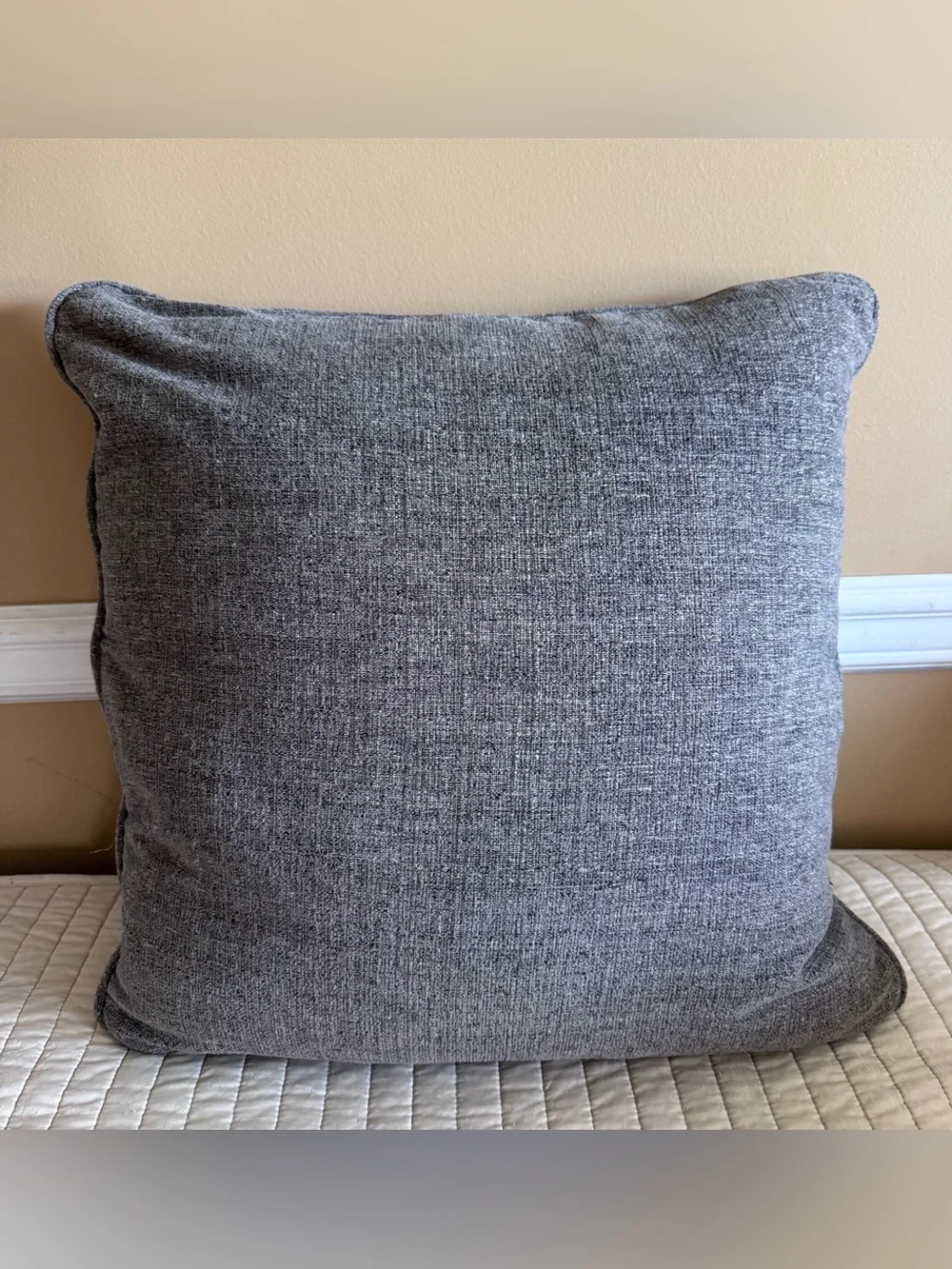 N/A modern 20”